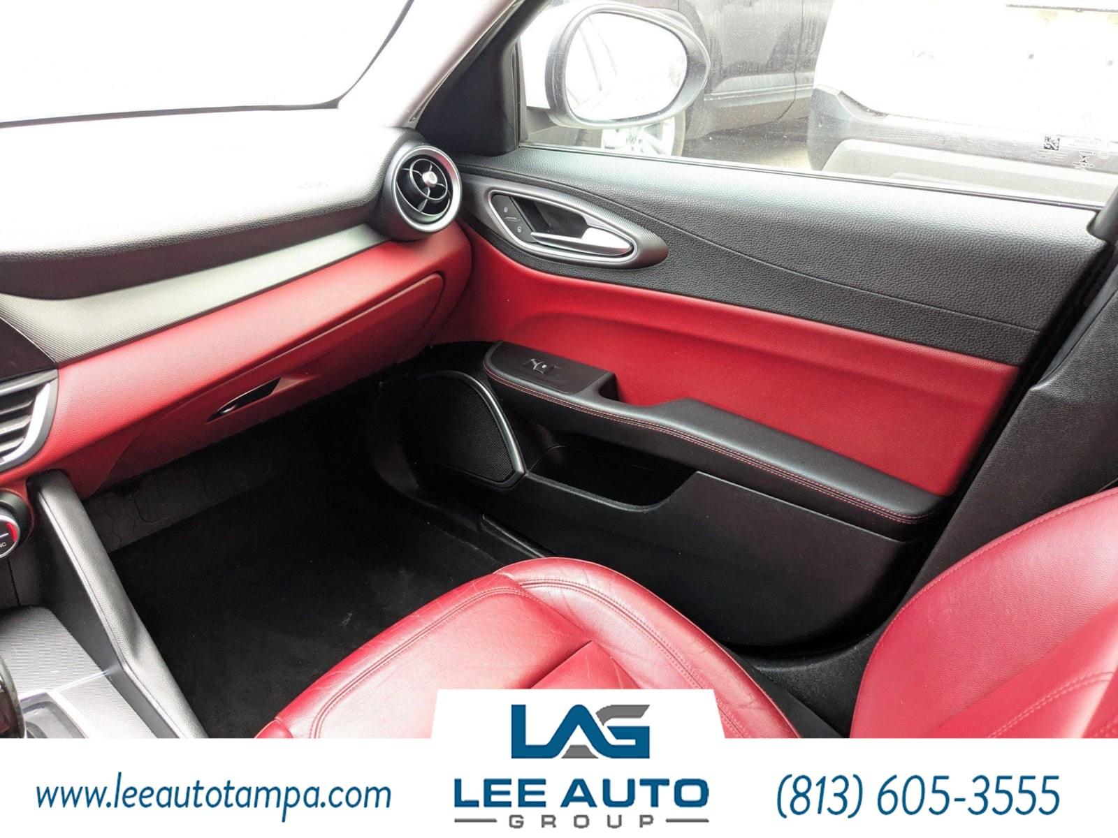 Alfa Romeo Giulia - Thumbnail 17