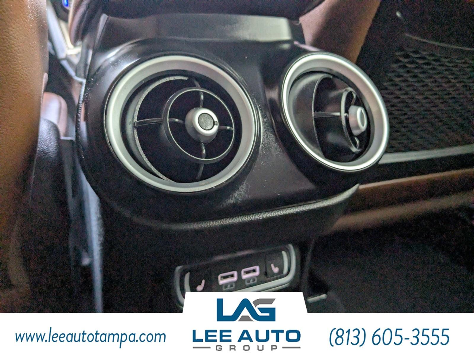 Alfa Romeo Stelvio Ti - Thumbnail 16