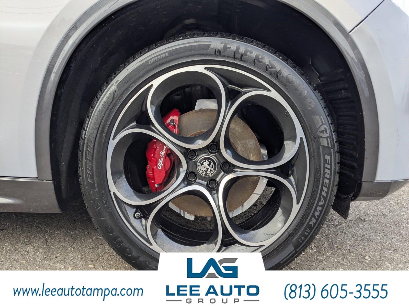 Alfa Romeo Stelvio Ti - Thumbnail 11