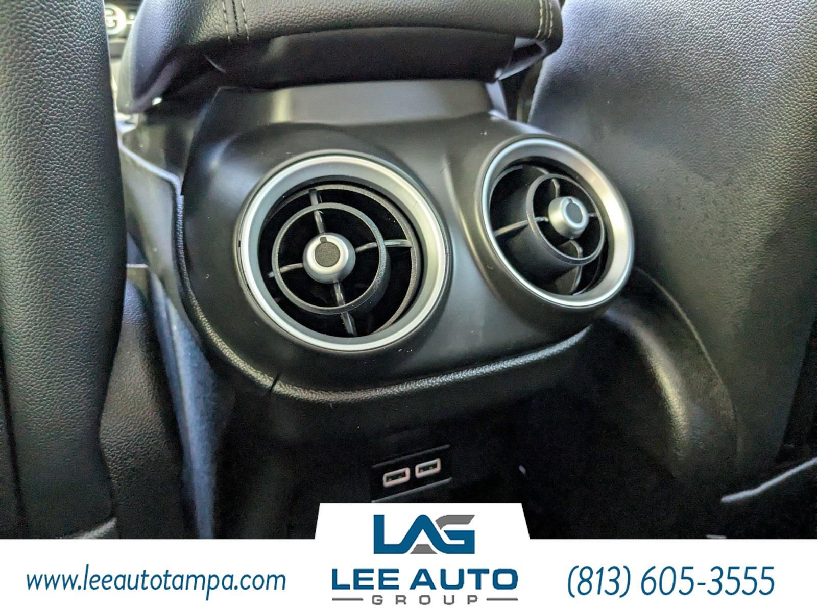 Alfa Romeo Stelvio Sport - Thumbnail 16