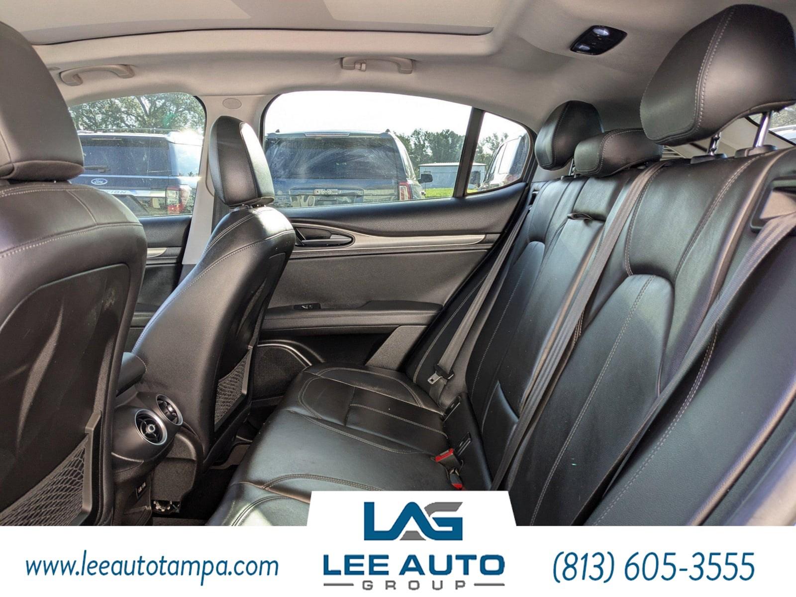 Alfa Romeo Stelvio Sport - Thumbnail 15