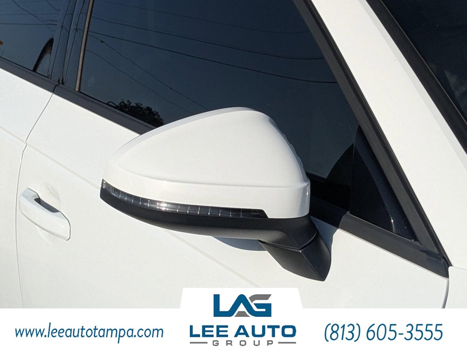 Audi A4 Premium - Thumbnail 12