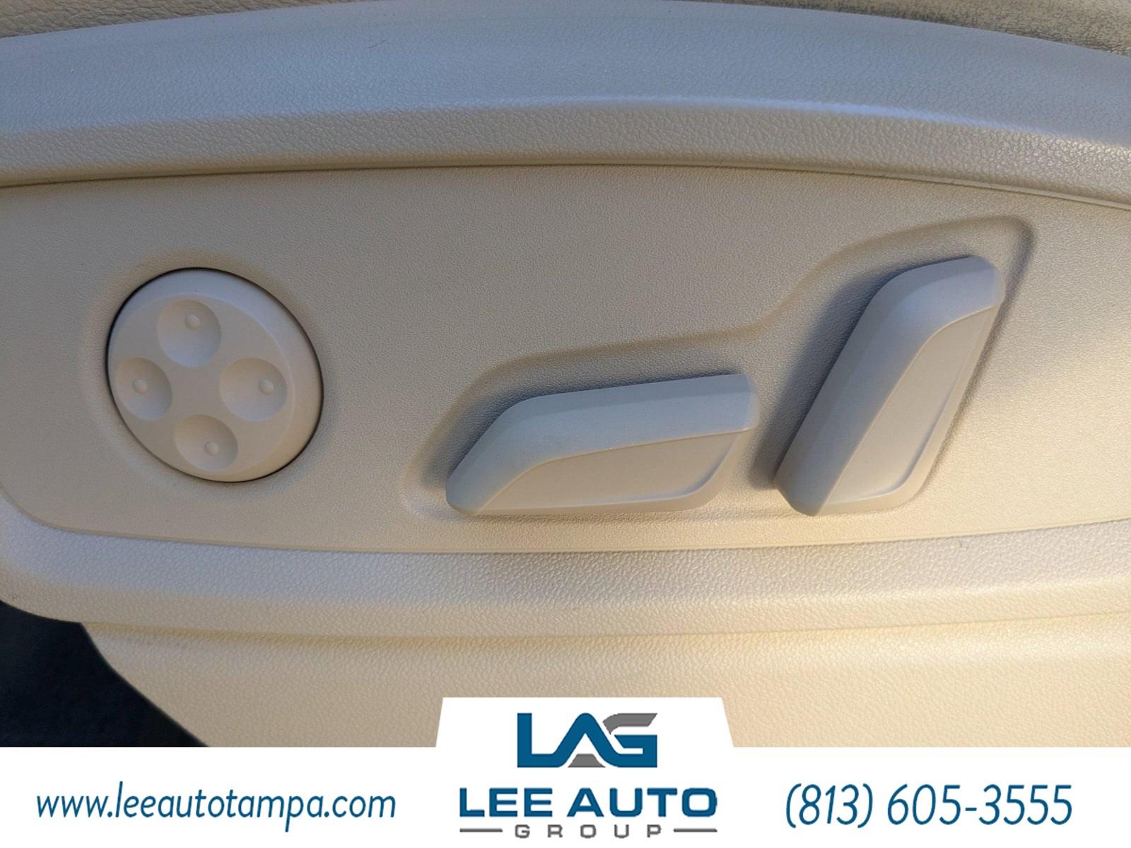 Audi Q5 Premium Plus - Thumbnail 20