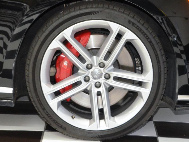 Audi S8 *Executive*Driver Assist*Cold Weather*26K Mi* - Thumbnail 15