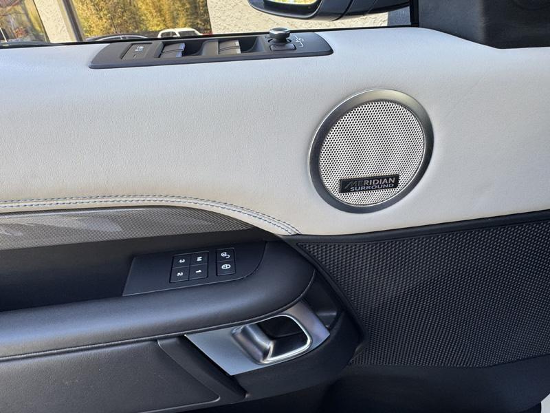 Land Rover Discovery Hse Luxury *Dynamic*7 Seat Luxury Pkg*24600 Mi*$76775 Msrp* - Thumbnail 17