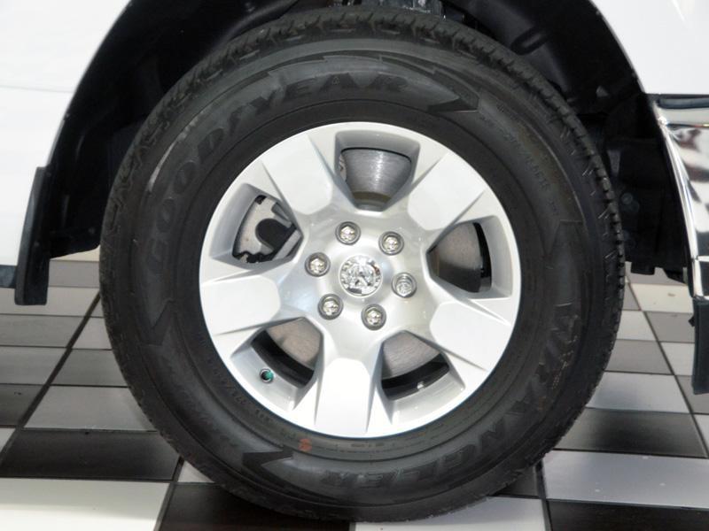 Ram 1500 Big Horn *Rwd*3.6L8*1 Owner*Local Trade*Only 7500 Miles*Warranty - Thumbnail 16