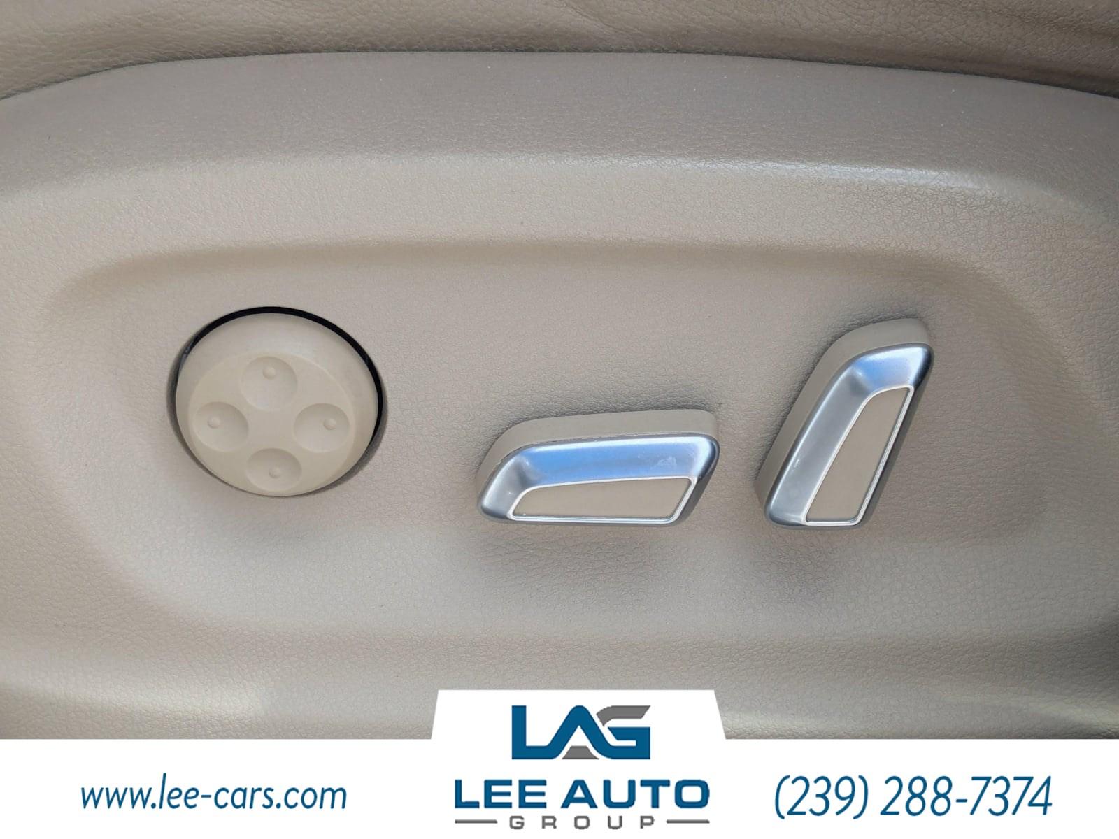 Audi Q5 Premium Plus - Thumbnail 19