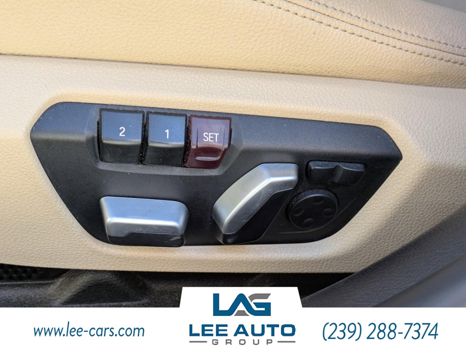 BMW 3 Series 330I - Thumbnail 17