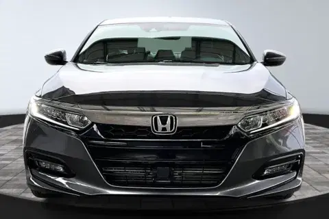 Honda Accord Sport - Thumbnail 3