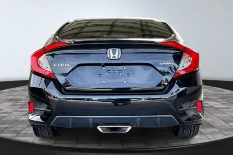 Honda Civic Sport - Thumbnail 6