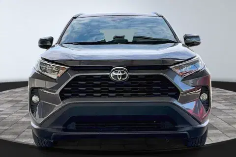Toyota Rav4 Xle - Thumbnail 3