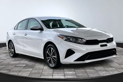 Kia Forte - Thumbnail 4