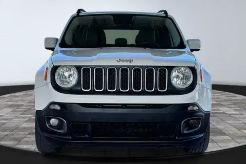 Jeep Renegade - Thumbnail 3