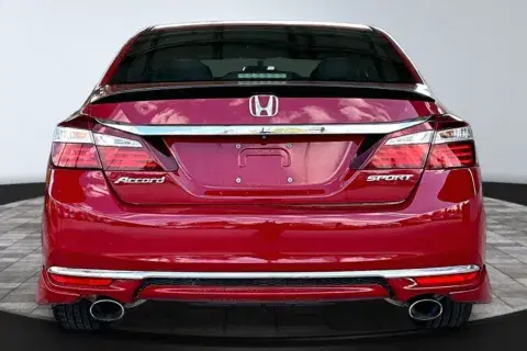 Honda Accord Sport - Thumbnail 6