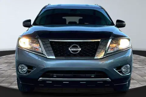 Nissan Pathfinder S V6 - Thumbnail 3