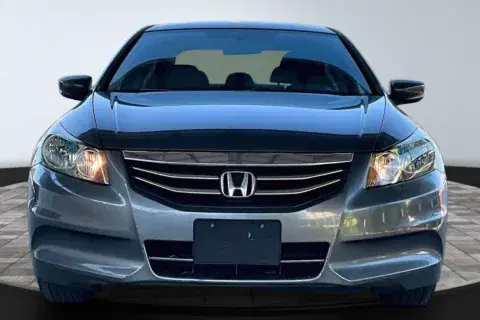 Honda Accord Lx - Thumbnail 3