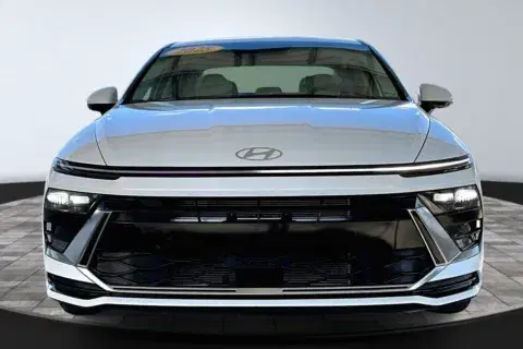 Hyundai Sonata Sel - Thumbnail 3