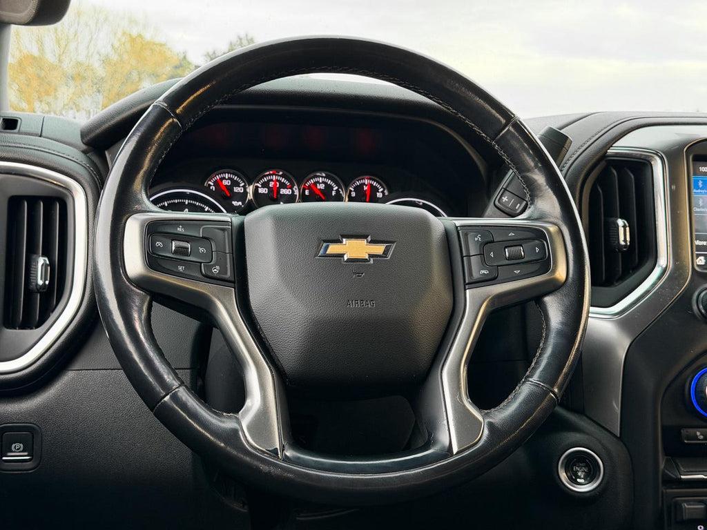 Chevrolet Silverado 1500 V8 4X4 - Thumbnail 10