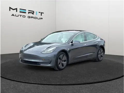 Tesla Model 3 Long Range Sedan 4D - Thumbnail 5