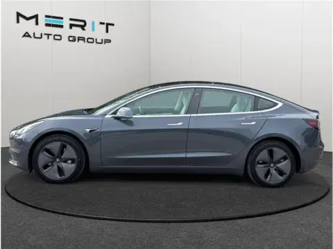 Tesla Model 3 Long Range Sedan 4D - Thumbnail 6
