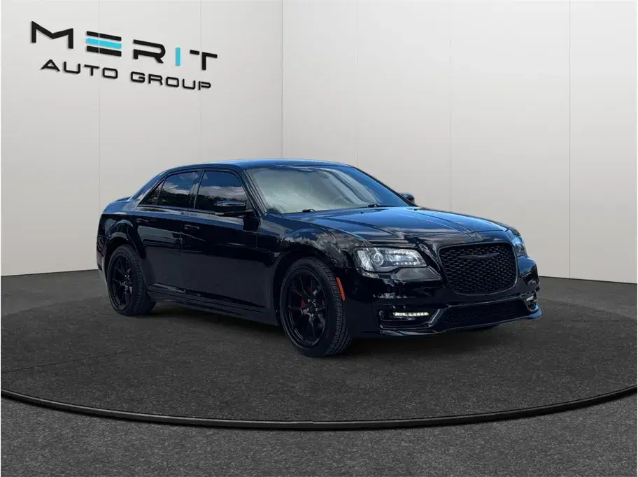Chrysler 300 S V6 Sedan 4D - Thumbnail 2