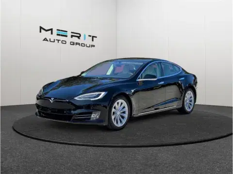 Tesla Model S 75D Sedan 4D - Thumbnail 5