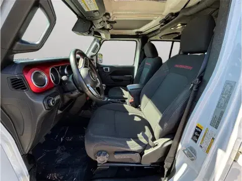 Jeep Wrangler Unlimited Rubicon Sport Utility 4D - Thumbnail 3