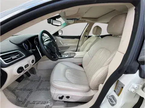 Maserati Ghibli S Sedan 4D - Thumbnail 3