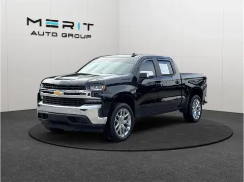 Chevrolet Silverado 1500 Crew Cab Lt Pickup 4D 5 3/4 Ft - Thumbnail 5