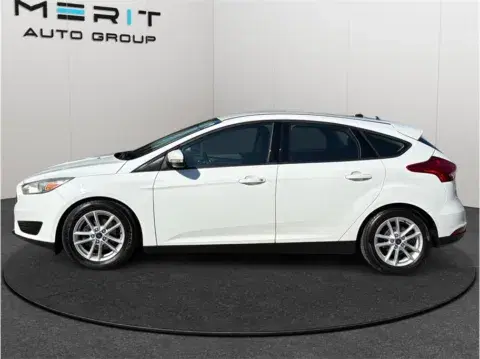 Ford Focus Se Hatchback 4D - Thumbnail 6