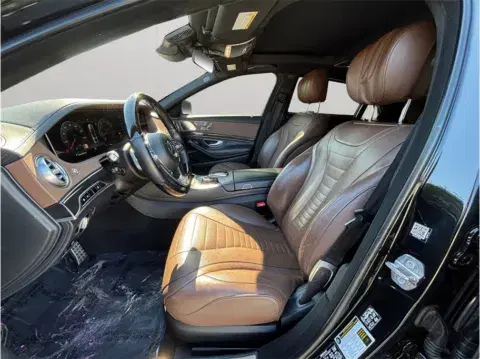 Mercedes-Benz S-Class S 560 4Matic Sedan 4D - Thumbnail 3