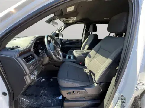 GMC Yukon Xl Sle Sport Utility 4D - Thumbnail 3