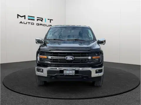 Ford F-150 Supercrew Cab Xlt Pickup 4D 5 1/2 Ft - Thumbnail 4