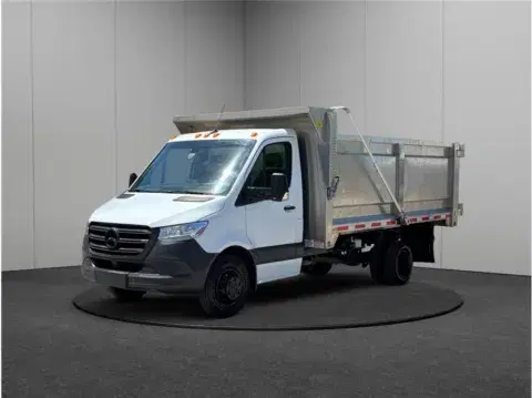 Mercedes-Benz Sprinter 4500 Cab & Chassis 170 Wb Cab & Chassis 2D - Thumbnail 5