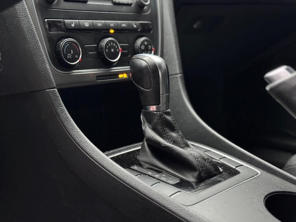 Volkswagen Passat - Thumbnail 9