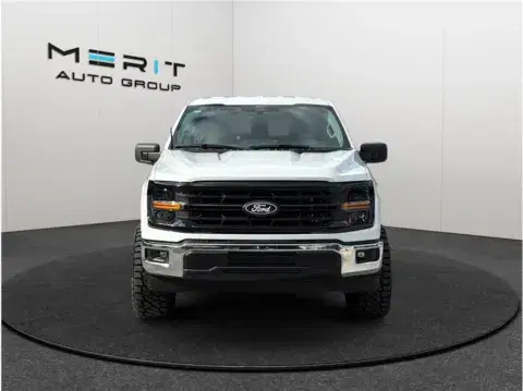 Ford F-150 Supercrew Cab Xlt Pickup 4D 5 1/2 Ft - Thumbnail 4