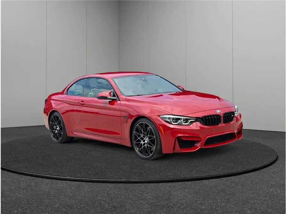 BMW M4 Convertible 2D - View 1