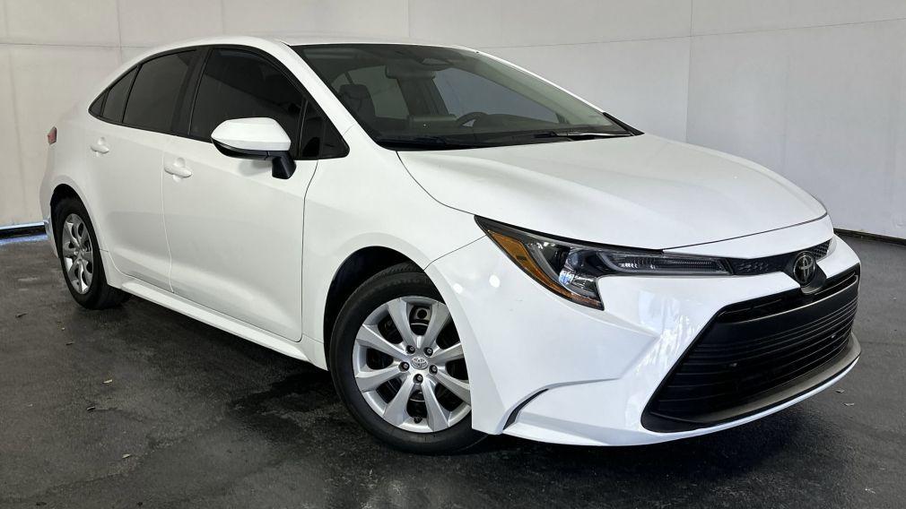 Toyota Corolla - View 1