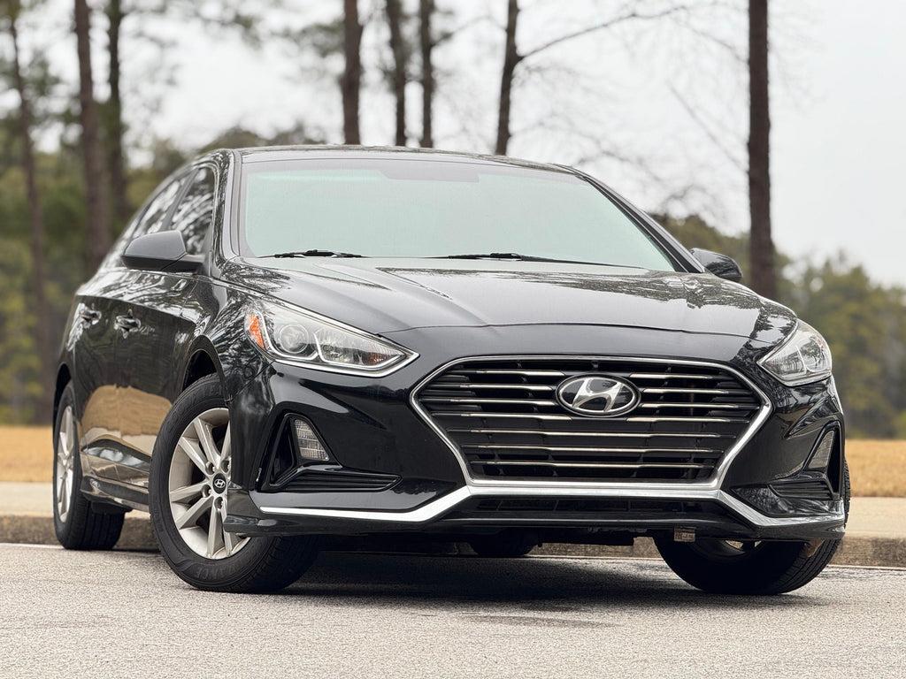 Hyundai Sonata - Thumbnail 3