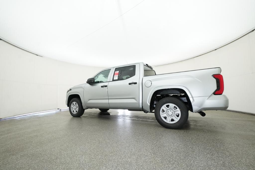 Toyota Tundra Sr Crewmax 4-Wheel Drive - Thumbnail 6