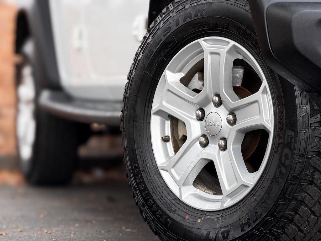 Jeep Wrangler Unlimited 4X4 - Thumbnail 7