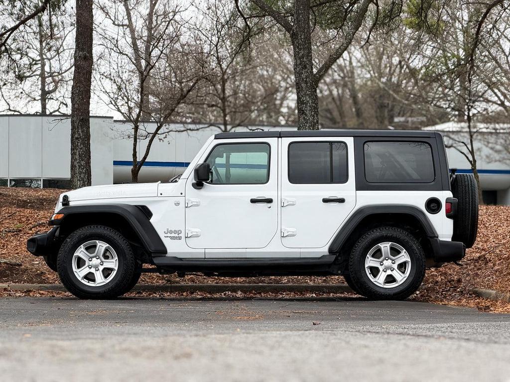 Jeep Wrangler Unlimited 4X4 - Thumbnail 10