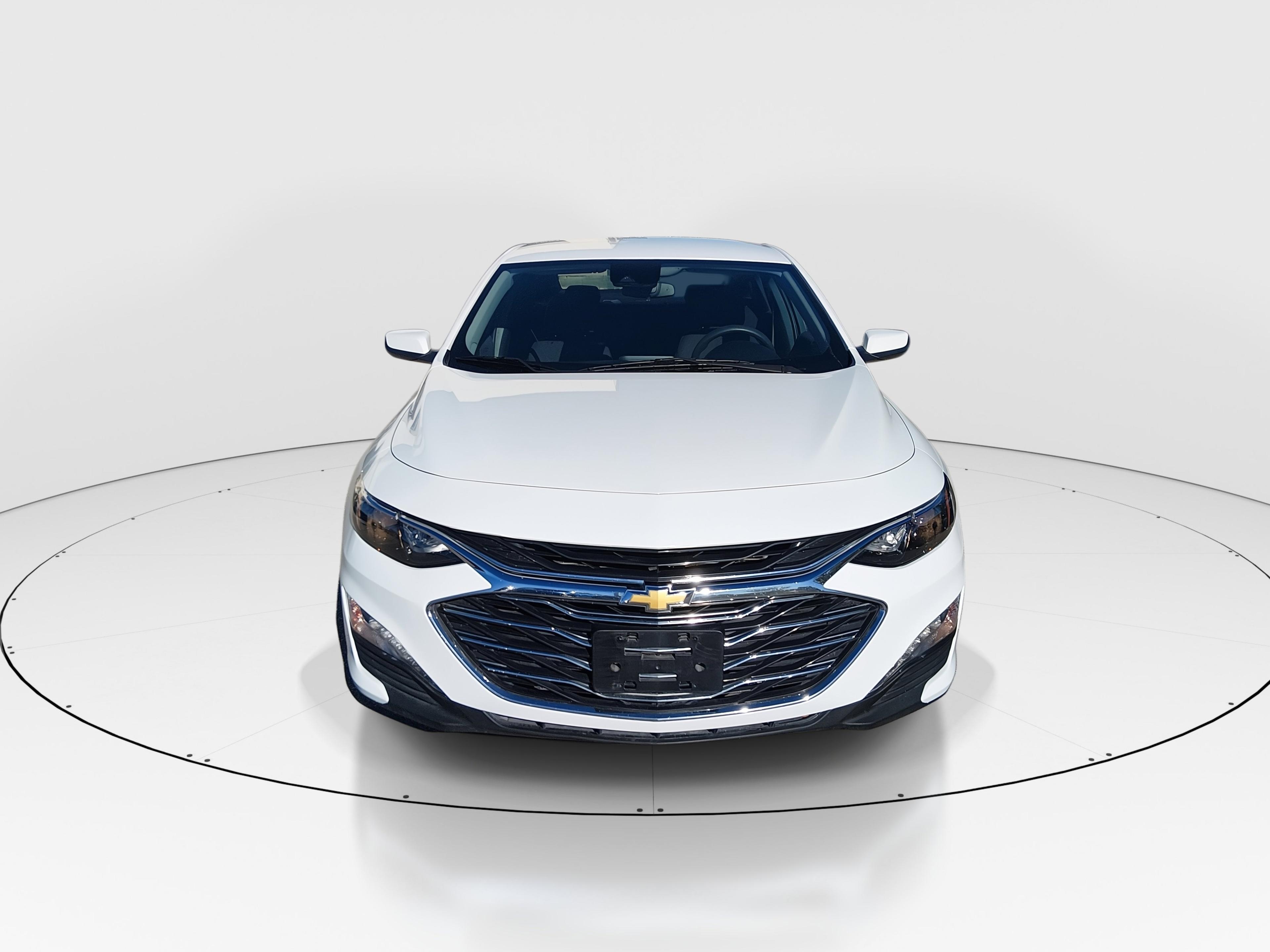 Chevrolet Malibu 4Dr Sdn 1Lt - Thumbnail 2