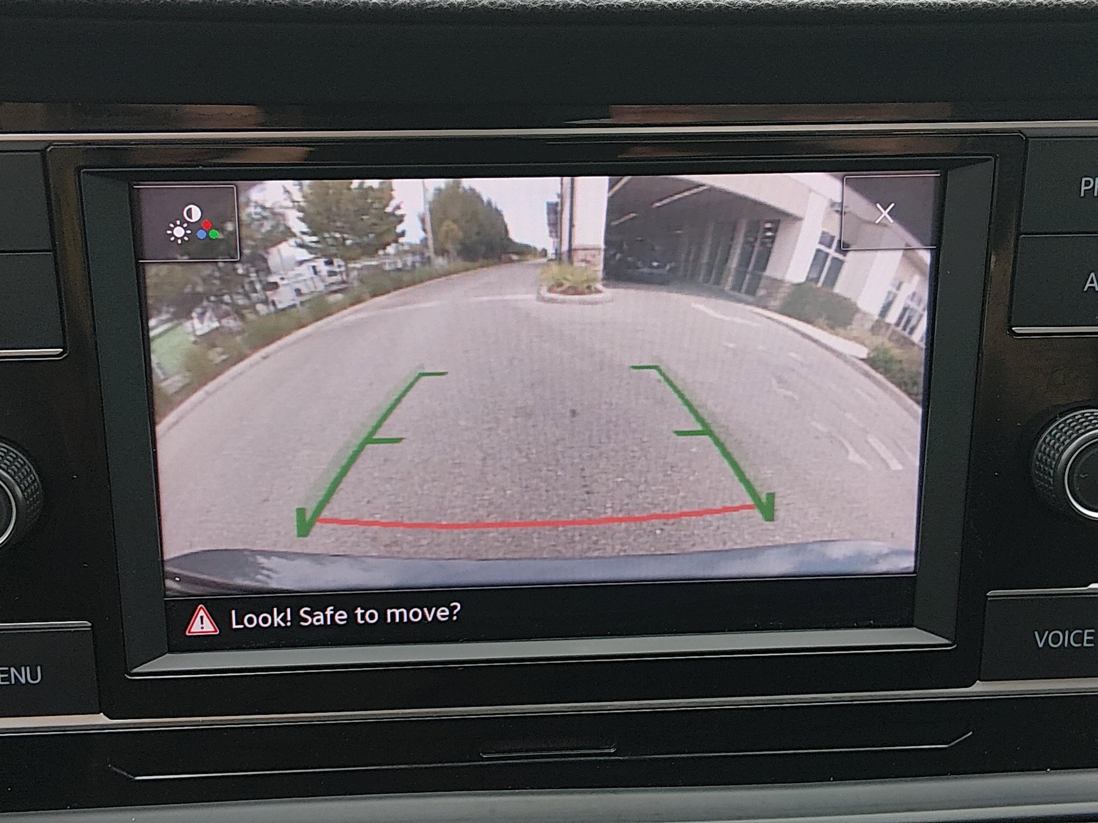 Volkswagen Jetta S Auto - Thumbnail 16