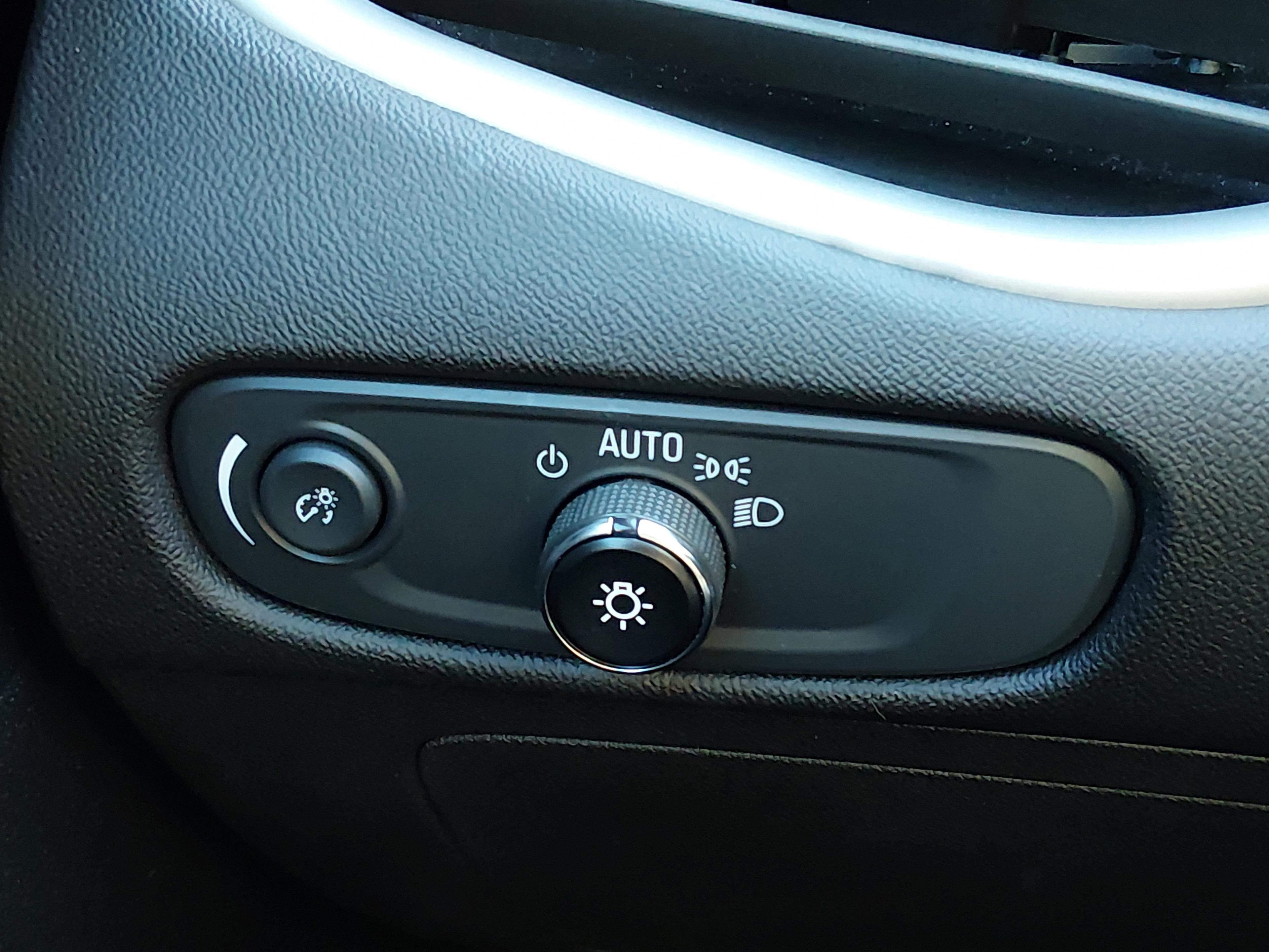 Chevrolet Malibu 4Dr Sdn 1Lt - Thumbnail 13