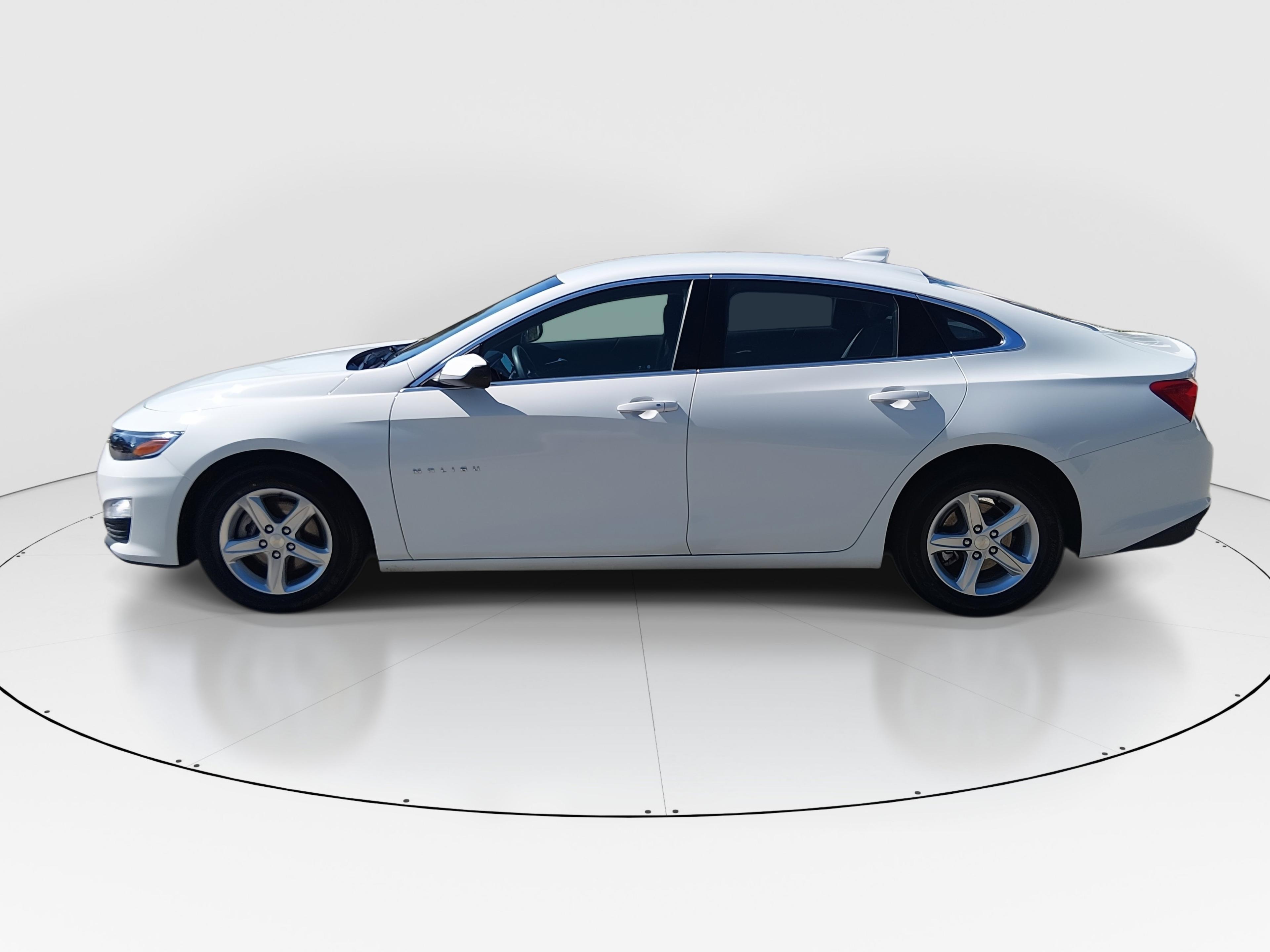 Chevrolet Malibu 4Dr Sdn 1Lt - Thumbnail 4