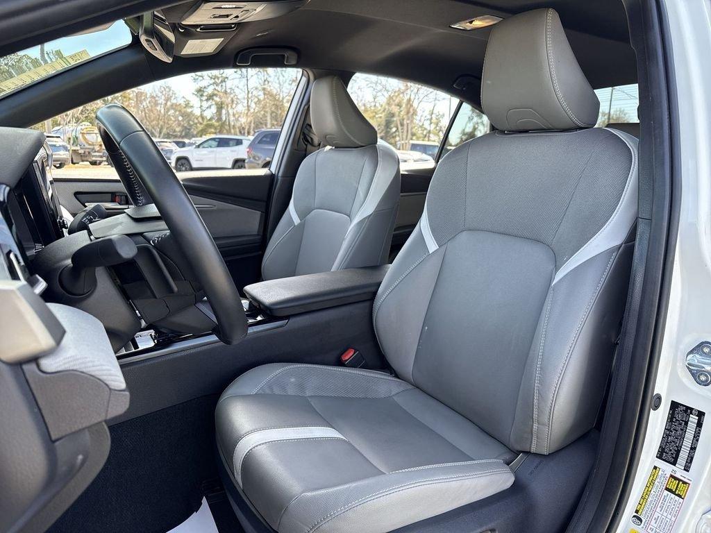 Toyota Camry Se - Thumbnail 9