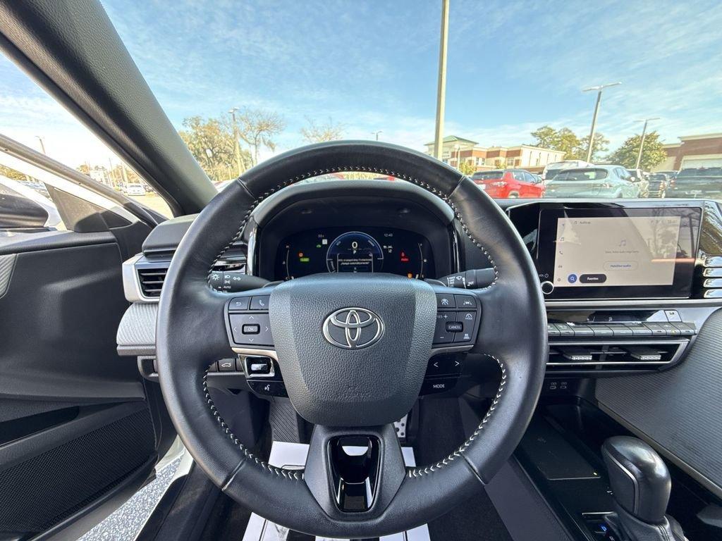 Toyota Camry Se - Thumbnail 12