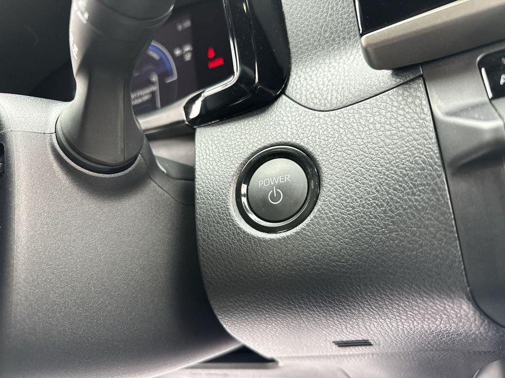 Toyota Camry Se - Thumbnail 19