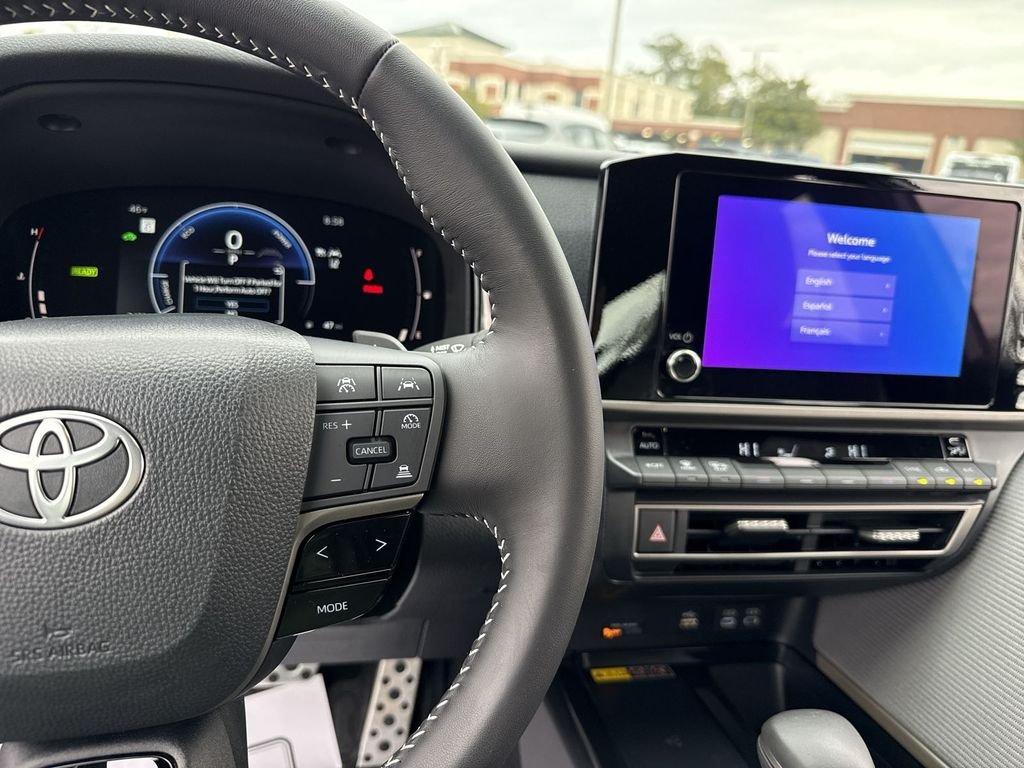 Toyota Camry Se - Thumbnail 17